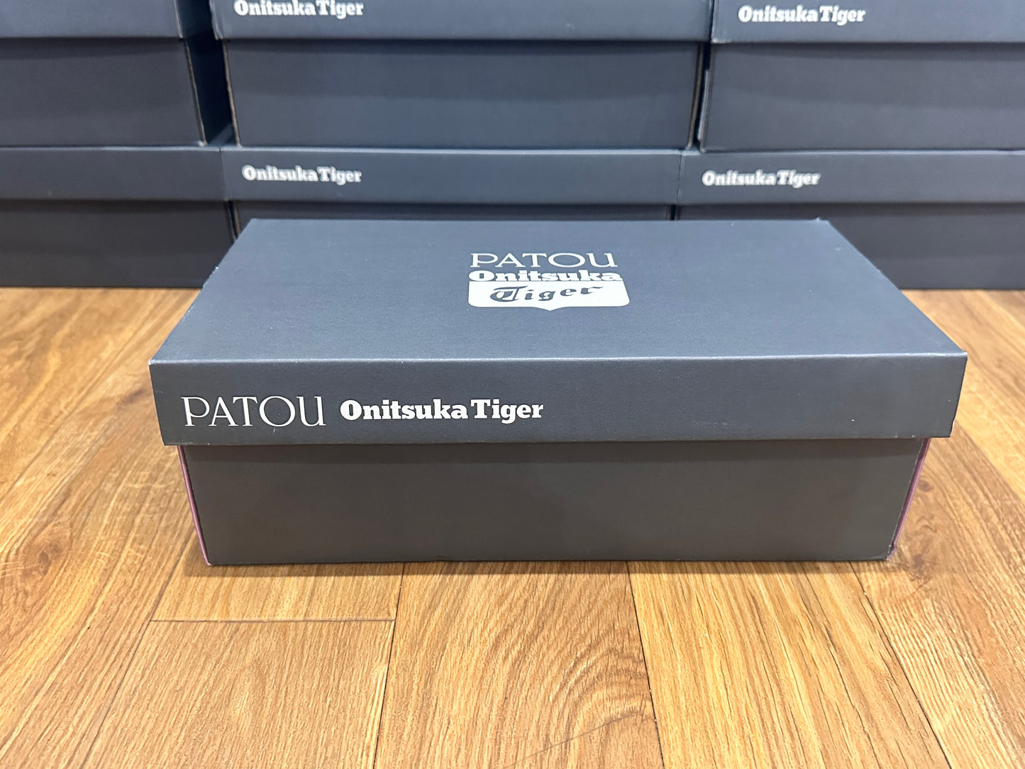 Onitsuka Tiger x Patou Collab - Mexico 66 • Size 5.5 • White with Black Stripes