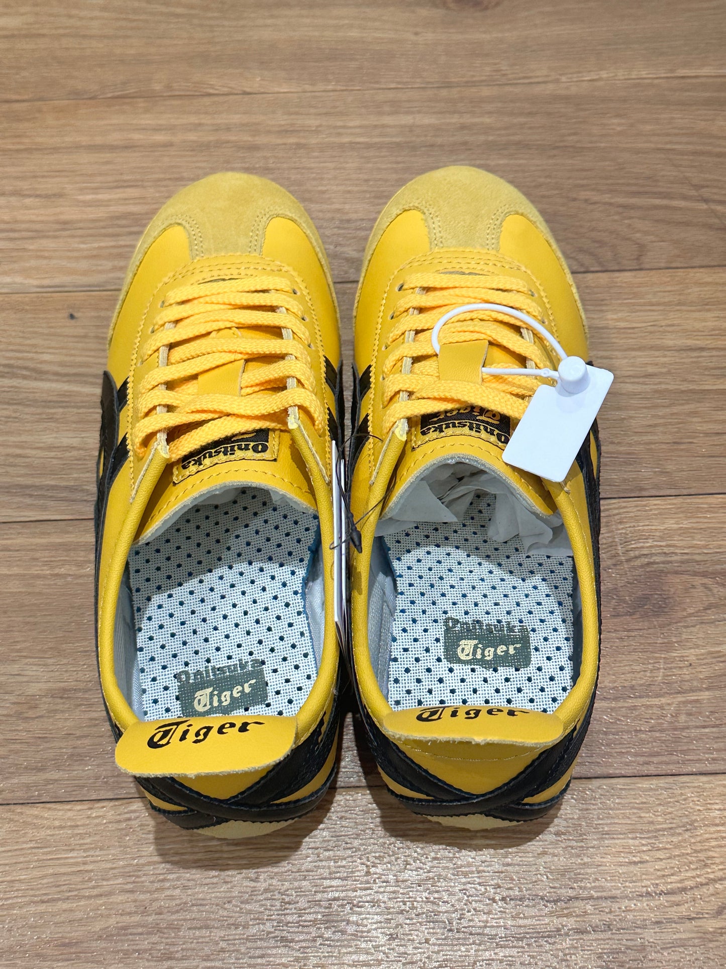 Onitsuka Tiger Mexico 66 • Size 4 or 5.5 • Yellow