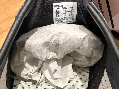 *PRE-ORDER* Onitsuka Tiger Mexico 66 • Size 5.5 • Black with White Stripes