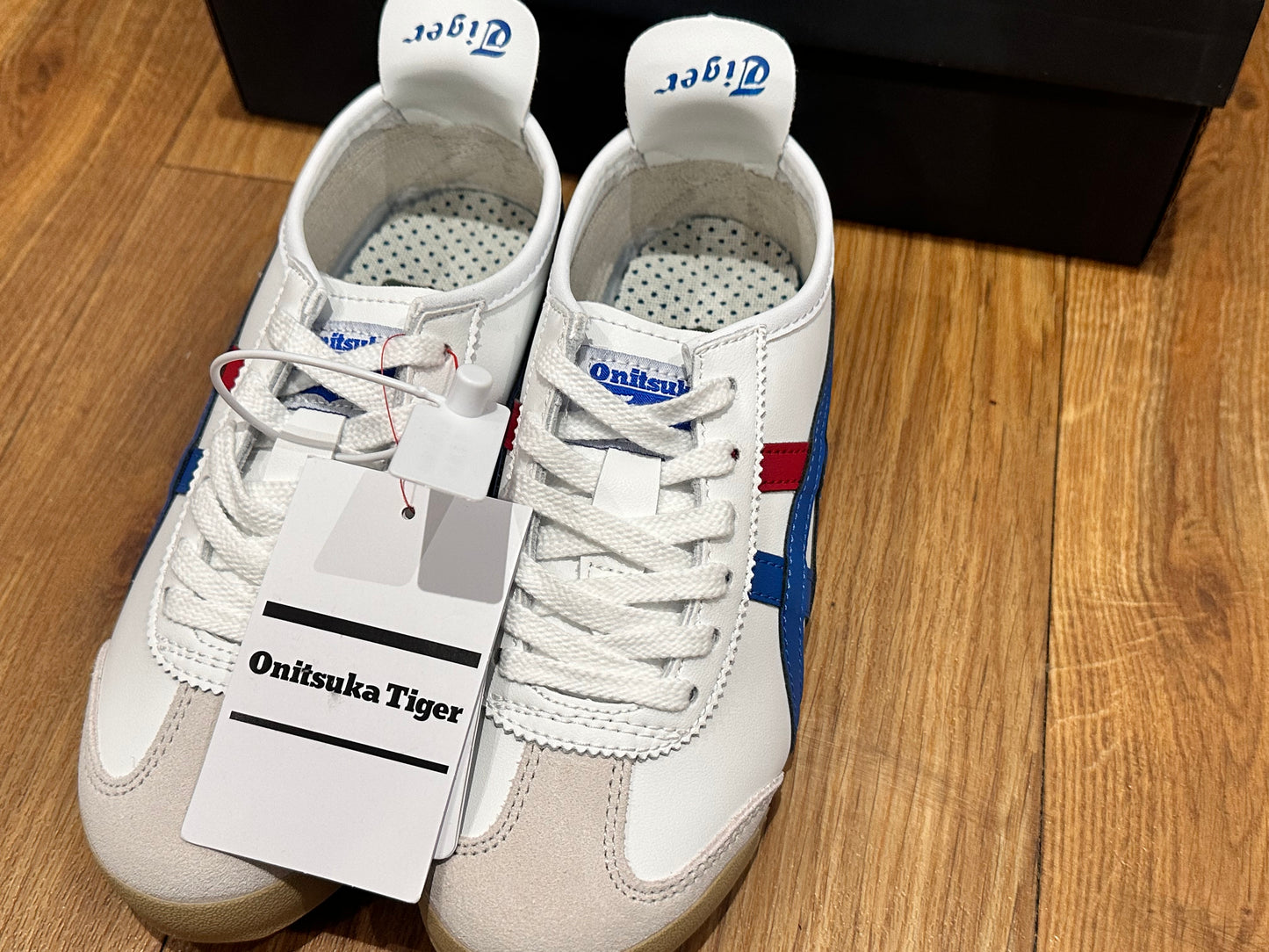 Onitsuka Tiger Mexico 66 • Size 4 or 5.5 • Blue x Red Stripes